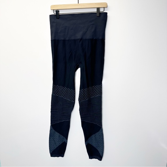 Spanx Look At Me Now Seamless Moto Leggings Indigo Blue Size XL - Picture 2 of 11